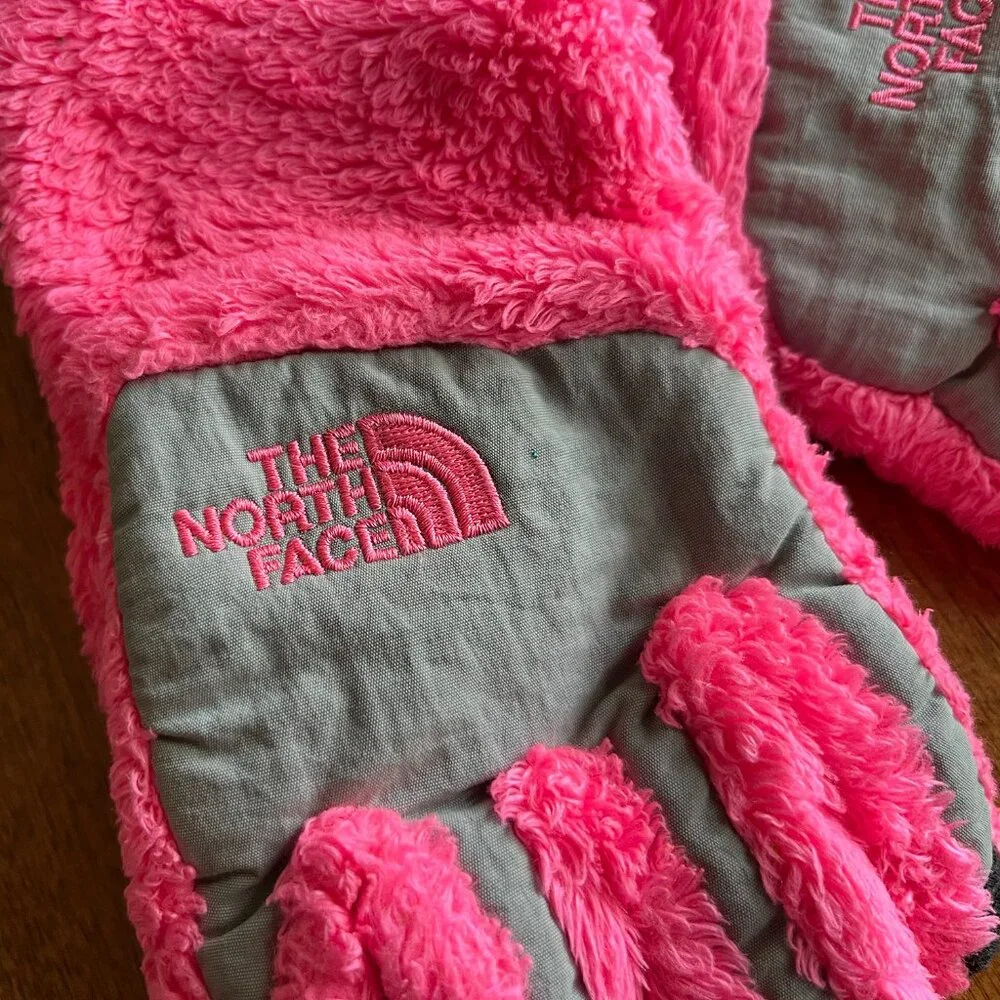 The North Face pink fleece gloves S 6-7